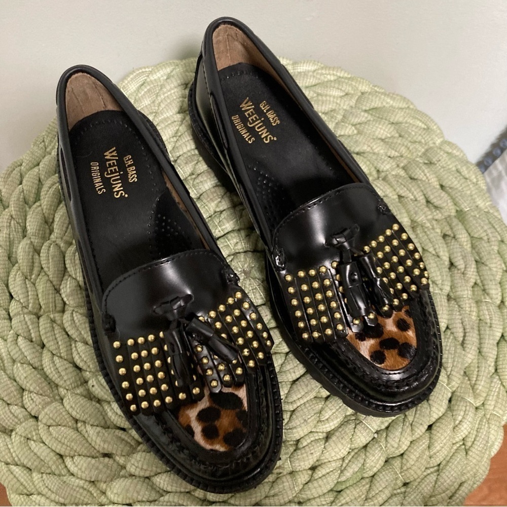 G.H Bass Weejuns Esther Stud Black Leather Leopard Super Lug Kiltie Loafers